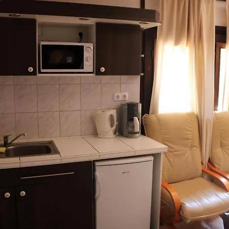 Mandel Fahazak Camping *