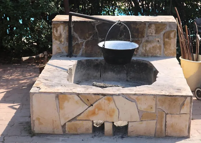 Mandel Fahazak Camping