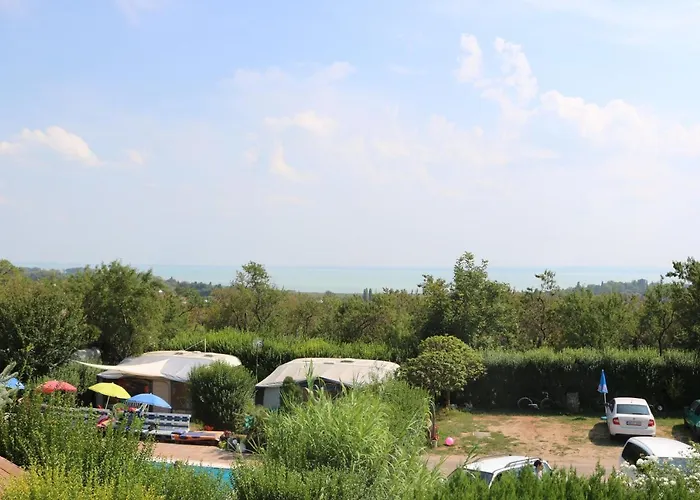 Mandel Fahazak Camping