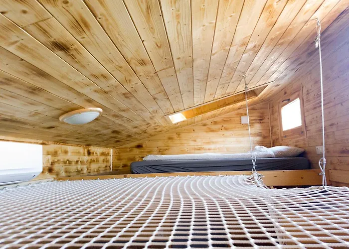 Mandel Fahazak Camping